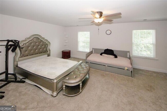 Building Photo - 10162 Benton Woods Dr