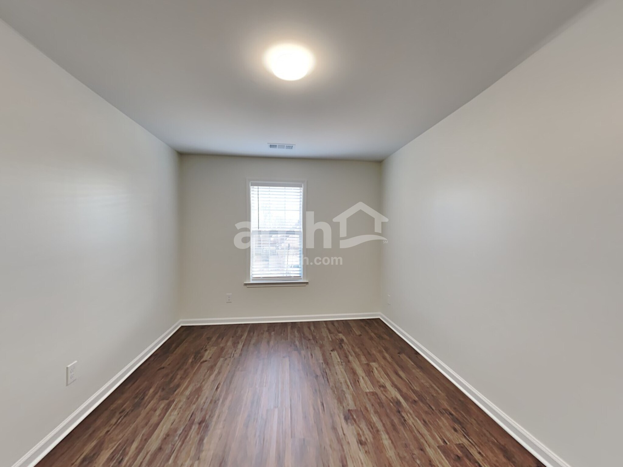 Building Photo - 9276 Durhamshire Dr