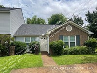 Building Photo - 1000 Fairfax Dr