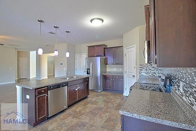 Building Photo - 1301 Windrow Dr