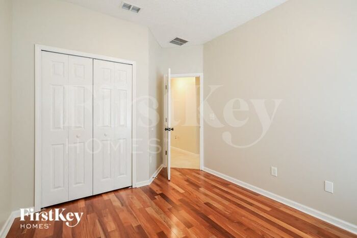 Building Photo - 824 Marjories Way
