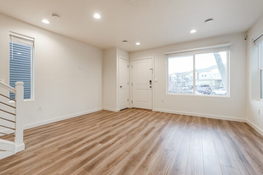 Building Photo - 4735 N Tower Dr