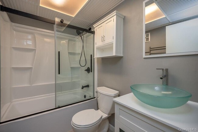 Building Photo - 219 Fox Run Ln