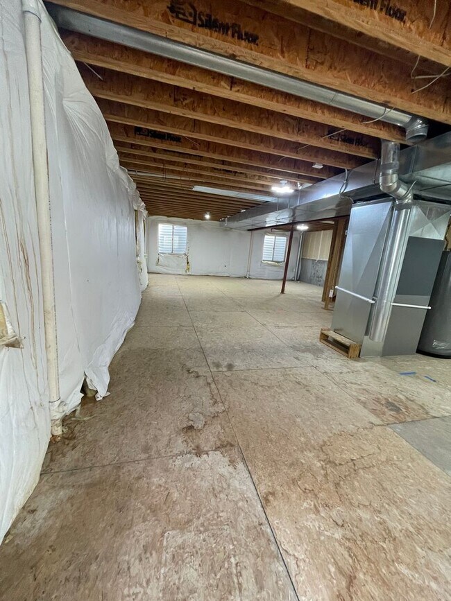 Building Photo - 2965 E 109th Ave