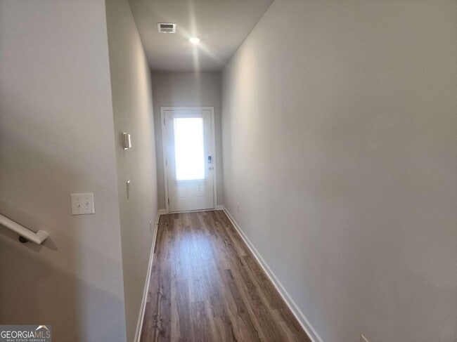 Building Photo - 832 Cygnet Ln