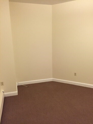 Building Photo - 116 Berkshire St