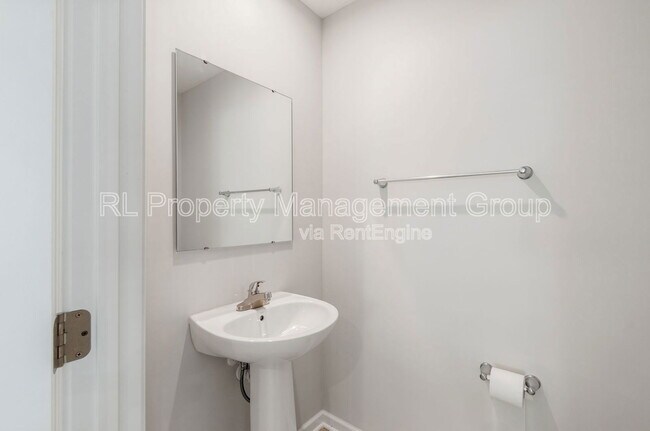 Building Photo - 8616 Gable Lp