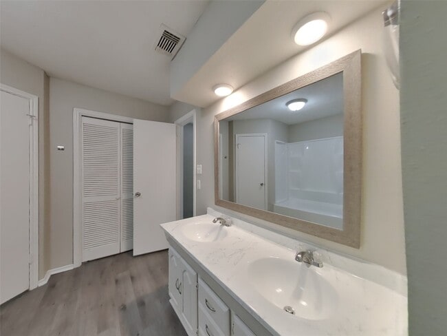 Building Photo - 20243 Smithfield Crossing Ln