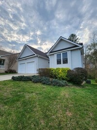 Building Photo - 112 Woodcreek Cir