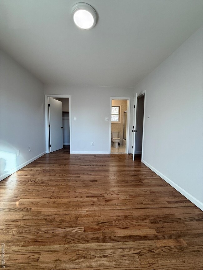 Building Photo - 130-09 58th Rd