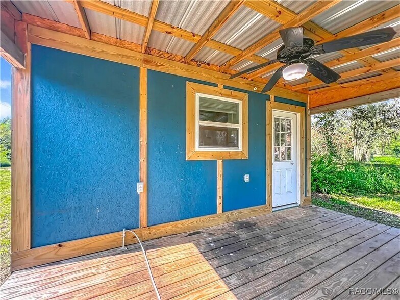 Building Photo - 13691 E Hwy 25