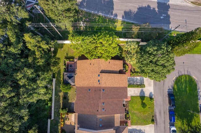 Building Photo - 200 Egret Ct