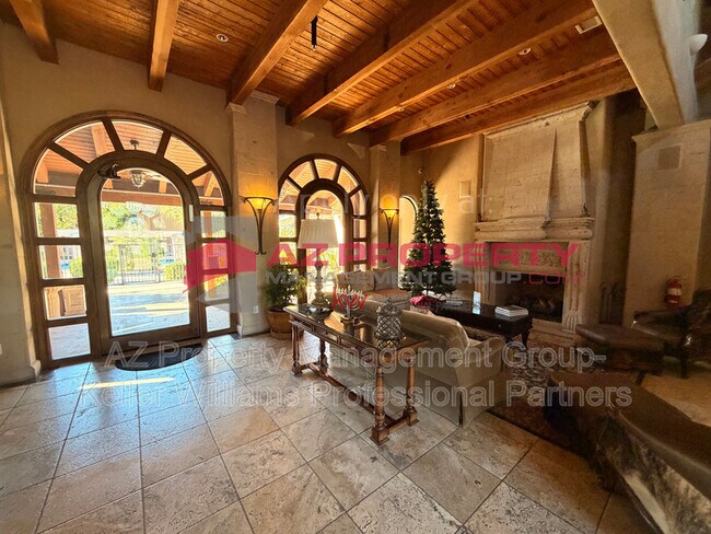 Building Photo - 20660 N 40th St