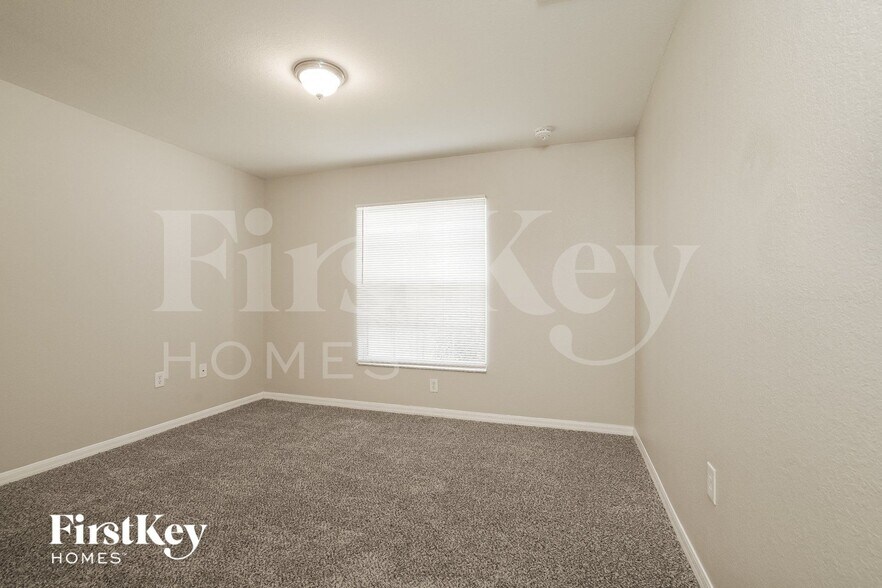 Building Photo - 521 NW 14th Terrace