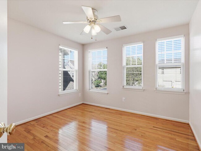 Building Photo - 7752 Grandwind Dr