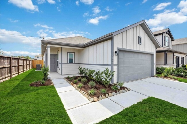 Building Photo - 21464 Austell Pond Dr
