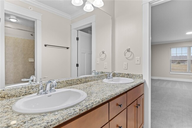 Building Photo - 7149 Challenger Cir
