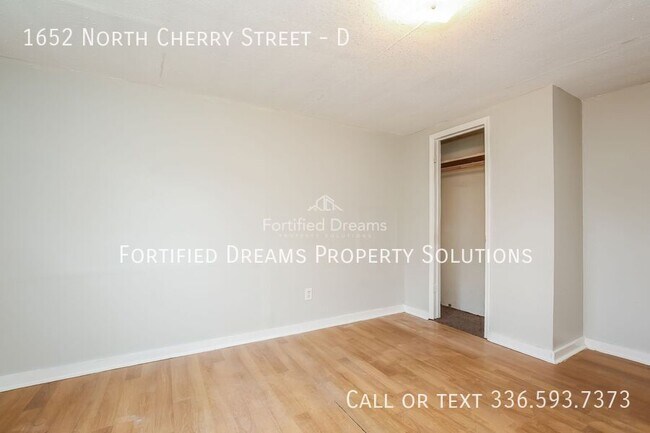 Building Photo - 1652 N Cherry St