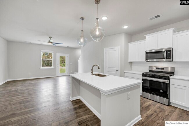 Building Photo - 231 Sunny Hl Dr