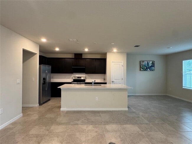 Building Photo - 2102 Charming Ave