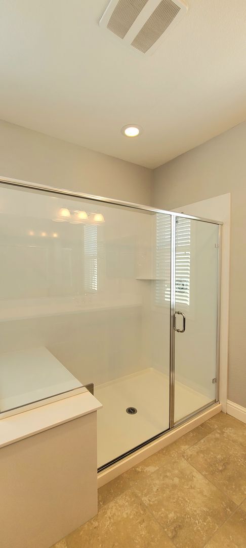 Building Photo - Beautifull Single Family Home in Folsom w/ Solar, Tankless Water Heater, Pool Access, Bonus Room ...