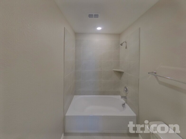 Building Photo - 3317 Turkey Trot Ln