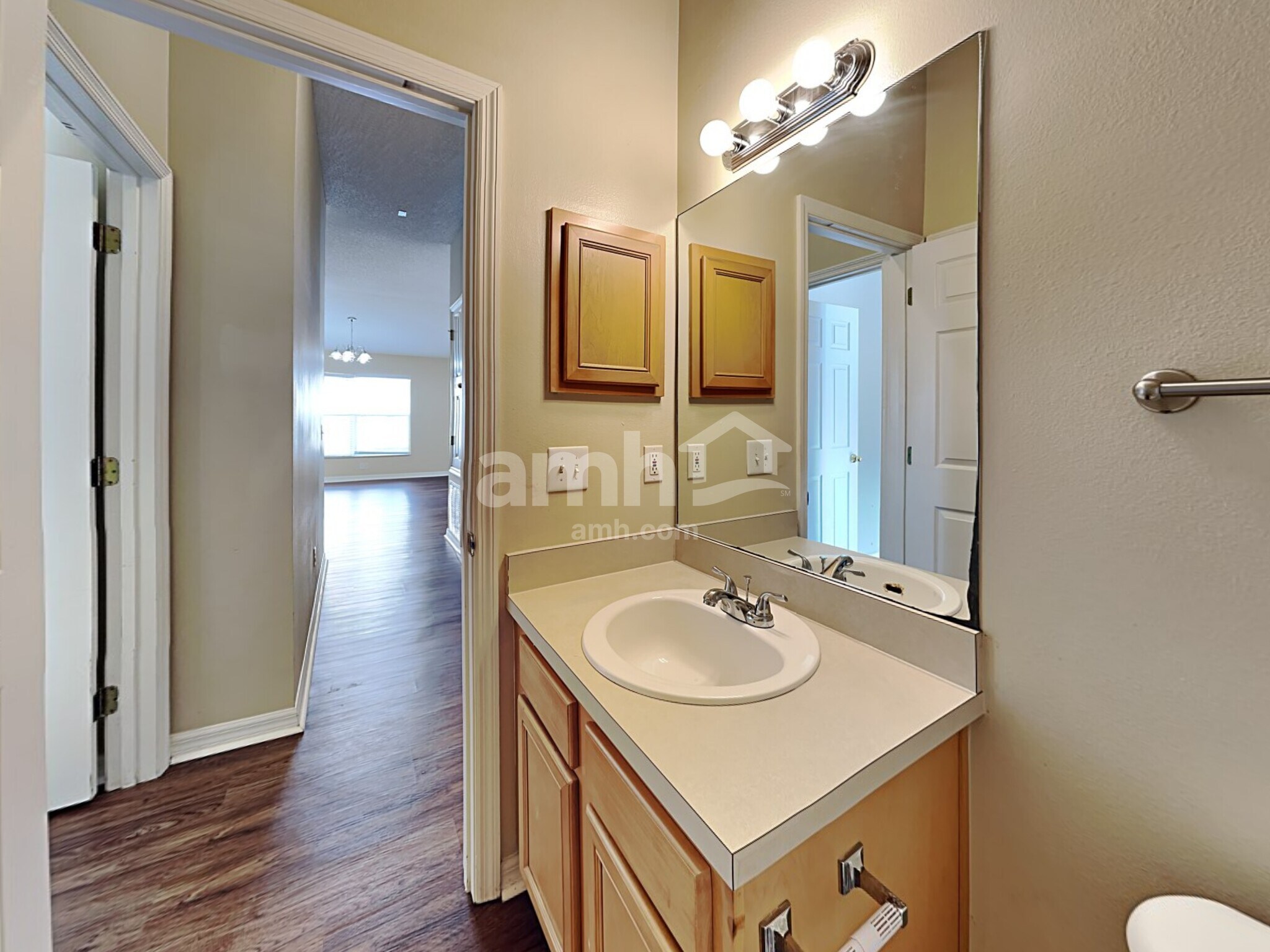Building Photo - 554 Sedgewood Cir