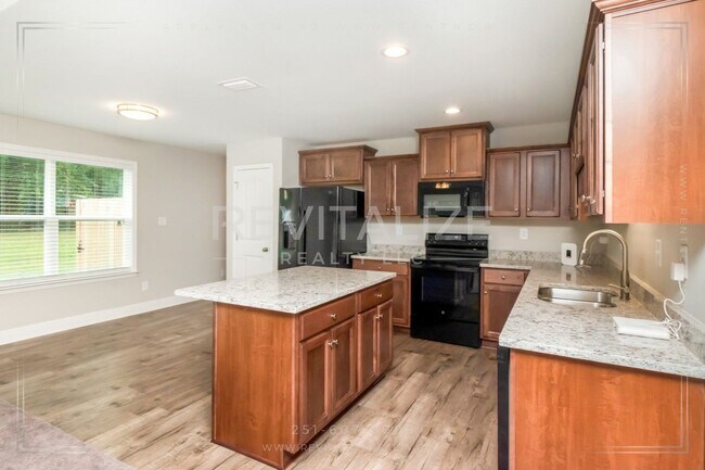 Building Photo - HALF-DEPOSIT SPECIAL! New Construction 3/2 Home in Heart of Mobile!