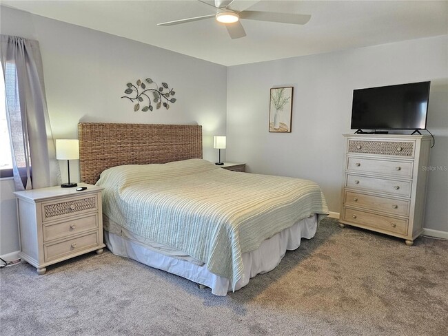 Building Photo - 1555 Tarpon Center Dr