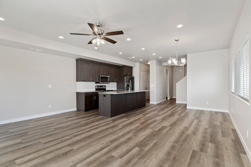 Building Photo - 2977 S 3525 W