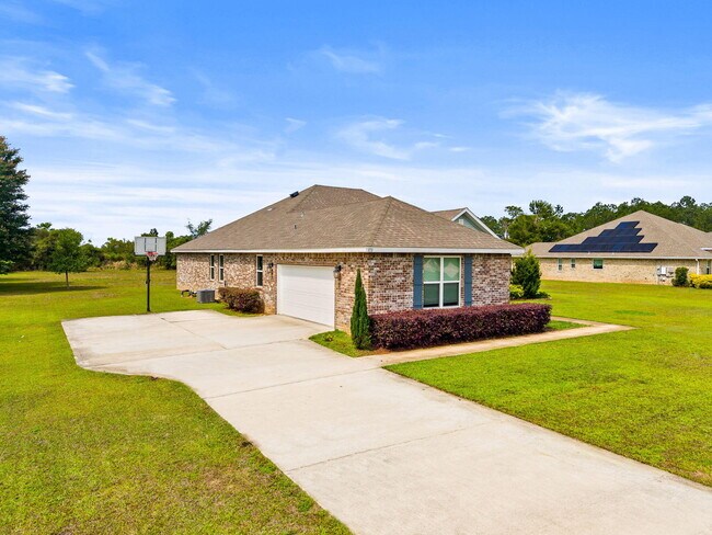 Building Photo - 173 Tournament Ln