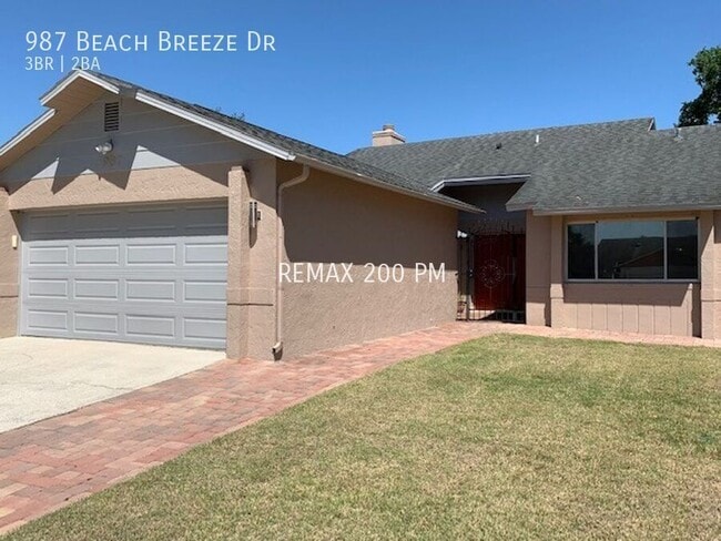 Building Photo - 987 Beach Breeze Dr