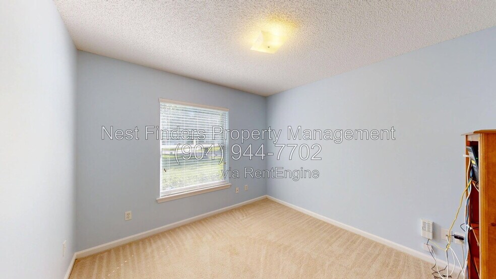Building Photo - 628 Sparrow Branch Cir