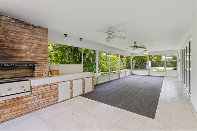 Building Photo - 55 Pinta Rd