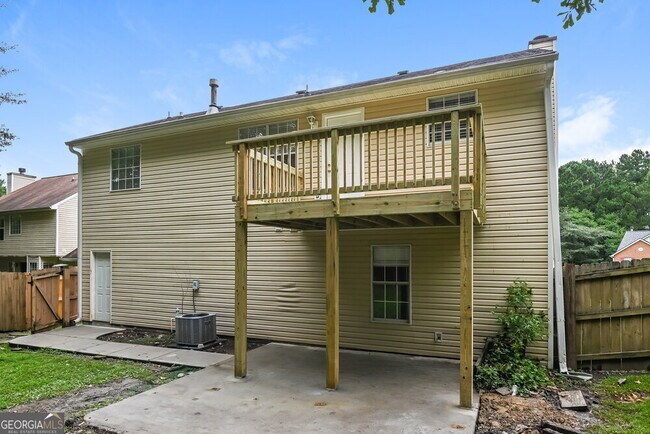 Building Photo - 3714 Crescent Hill Ln