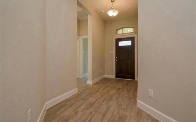 Building Photo - 427 Micaela Meadows Ct