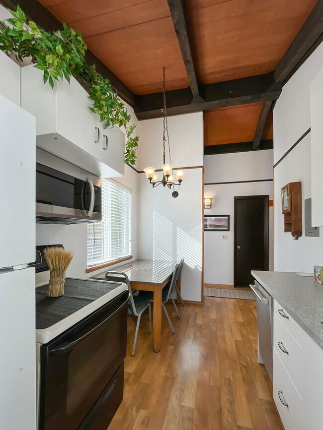 New Listing in BRECK! Now Colorado 2 Bedroom with 2 surface spots available for 1-Year lease. W... - New Listing in BRECK!  Now Colorado 2 Bedroom with 2 surface spots available for 1-Year lease.  W...