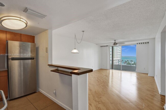 Building Photo - 770 Claughton Island Dr