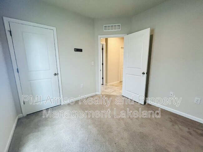 Building Photo - 1113 Eagle Claw Ln