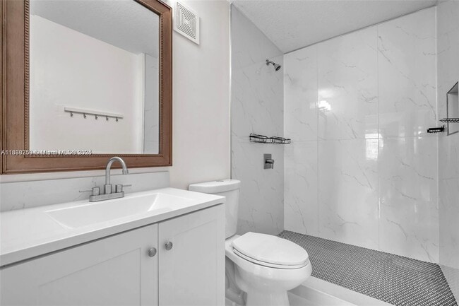 Building Photo - 4361 SW 160th Ave