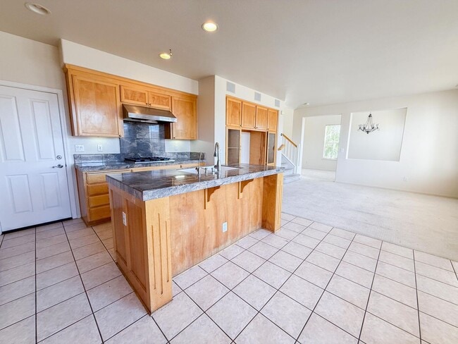 Building Photo - Spacious Milpitas 3 Bedroom 2 Bath Home