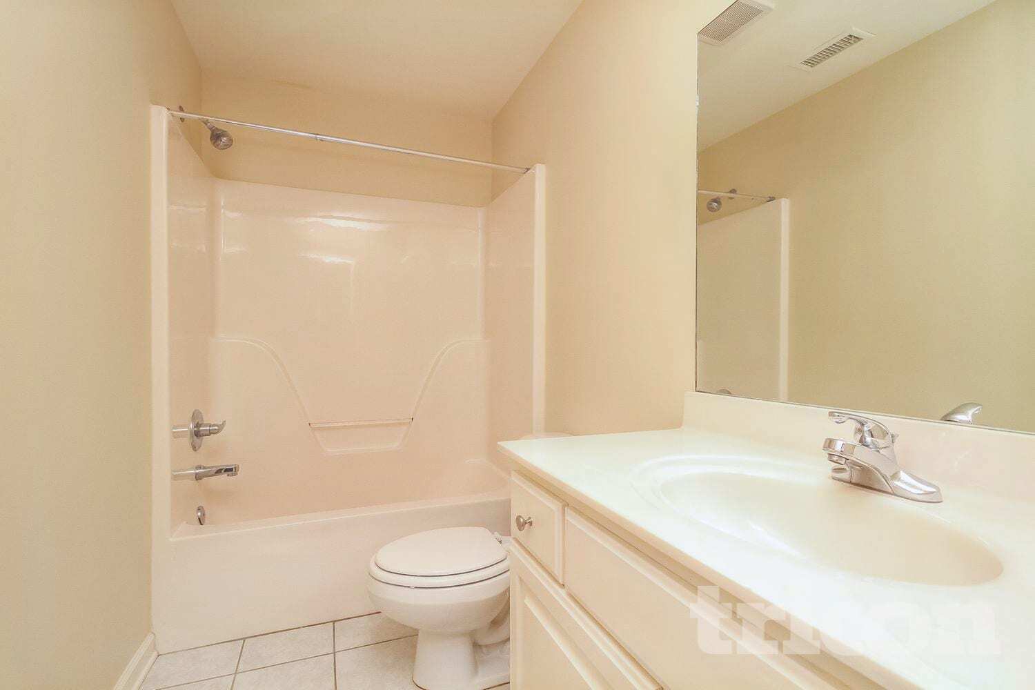 Building Photo - 746 Sergio Ave