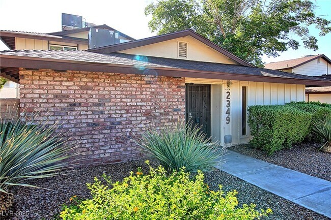 Building Photo - 2349 Canfield Dr