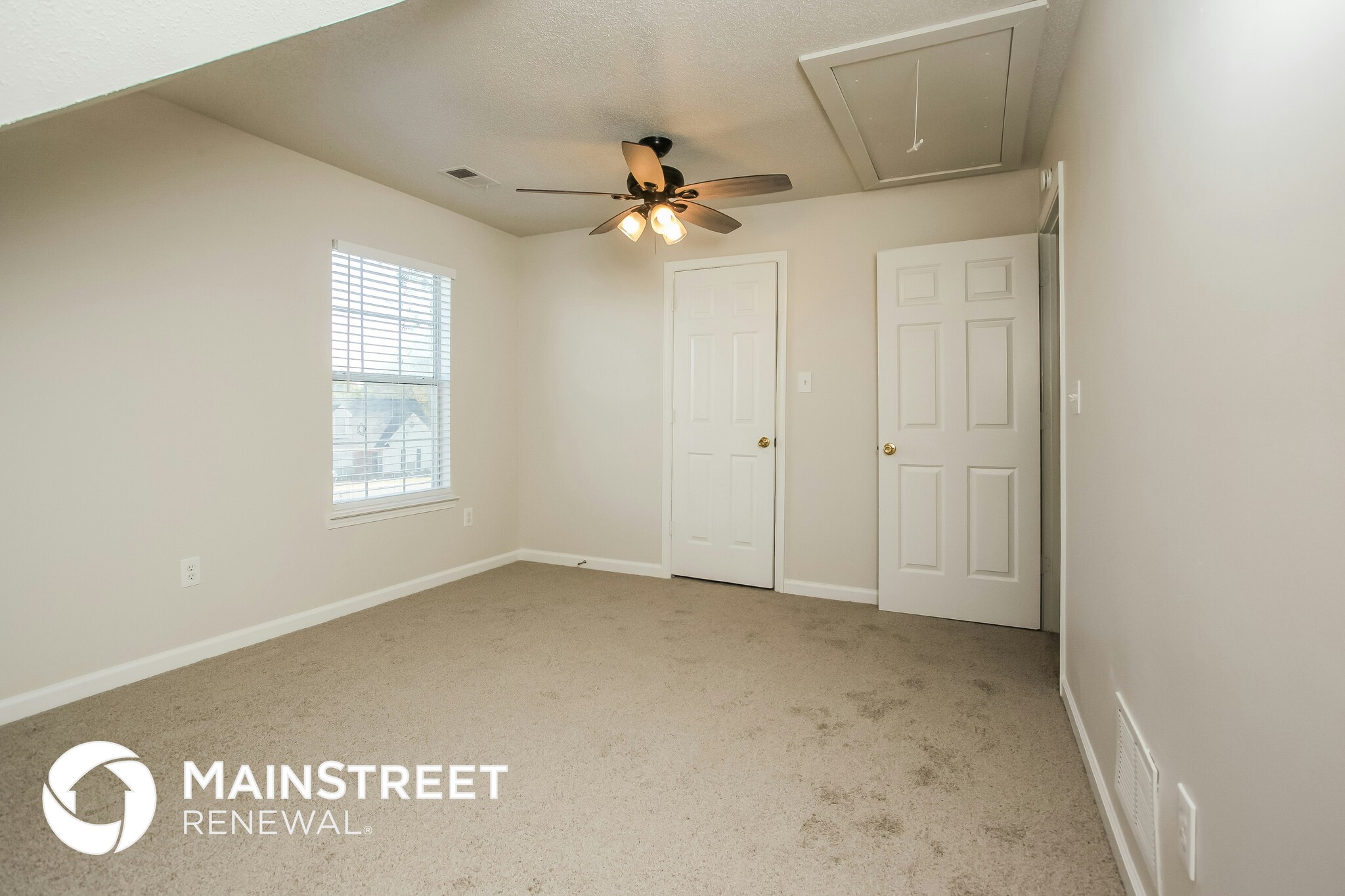 Building Photo - 6181 Liberty Estates Dr