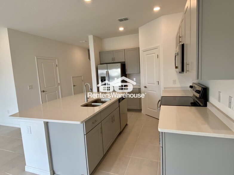 Building Photo - 1272 Lago Vista Ct