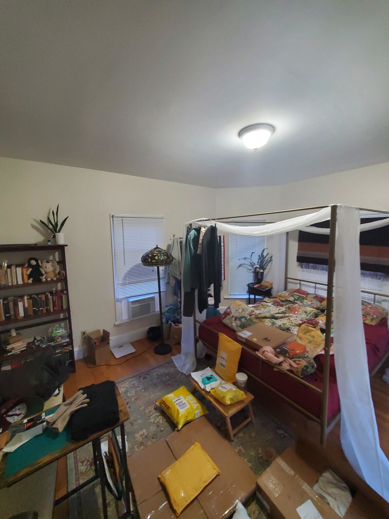 Building Photo - 185 Beacon St