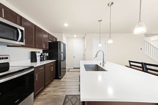 Building Photo - 15204 Prescott Lp SE