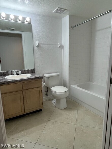 Building Photo - 4690 Saint Croix Ln