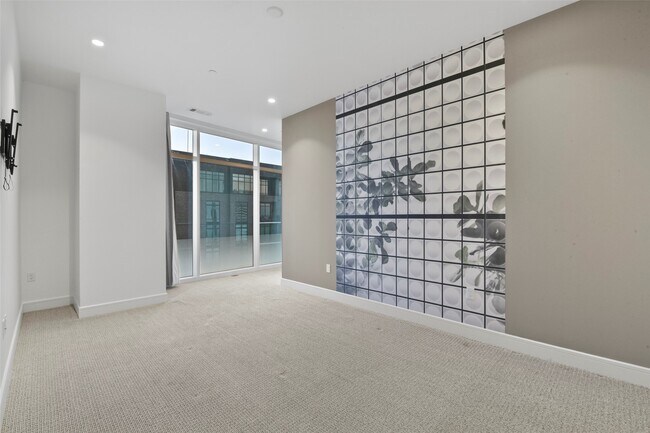 Building Photo - 4521 San Felipe St