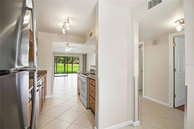 Building Photo - 4620 Longwater Chase